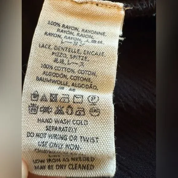 Free People Women’s Black Button Down Longsleeve Top Size XS Oversized Layer - Picture 6 of 9